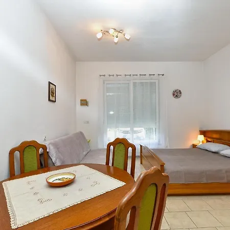 Fuer 6 Personen Ca 60 Qm In Banjole, Istrien Istrische Riviera * バニョレ