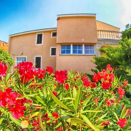 Apartment Fuer 6 Personen Ca 60 Qm In Banjole, Istrien Istrische Riviera *