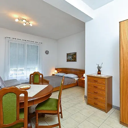 Lejlighed Fuer 6 Personen Ca 60 Qm In Banjole, Istrien Istrische Riviera *